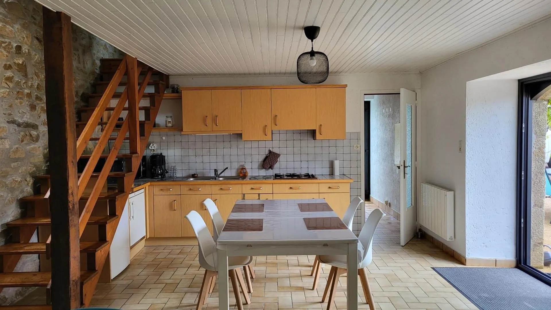 Holiday home Gite De Pennenez Plomodiern